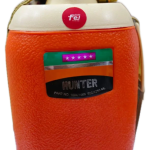 مَطّارة ماء القناص العربي هندية أصلية 1,5 لتر – تحافظ على البرودة لساعات طويلة